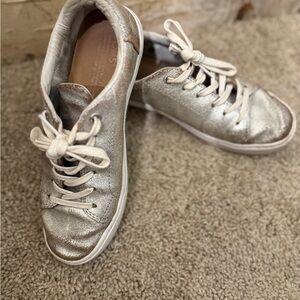 TOMS Silver Women's Sneakers